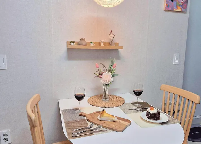 Apartment Miro Jongno Seoul